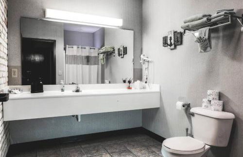 Dog-Friendly Canal Park Condo Hot Tub Pool - Foto 10