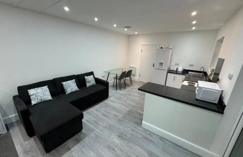 Private cinema studio guest house with garden - Foto 6