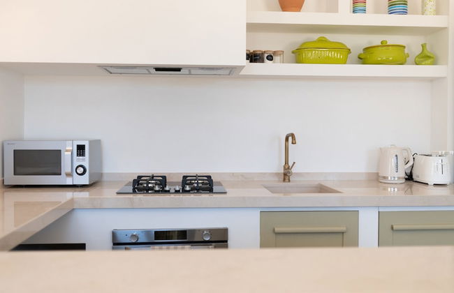 Stunning Villa Surrounded by Olive Trees - Beahost - Foto 19