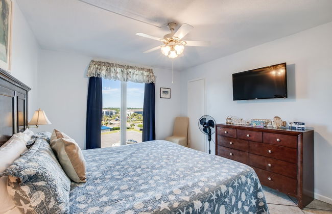 Romar Tower Condos - Photo 49