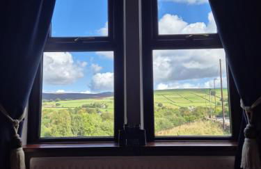 The Waltzing Weasel - Photo 16