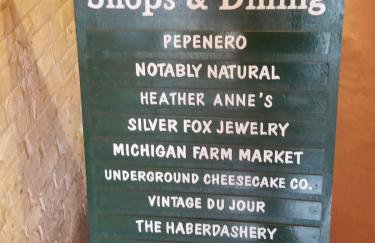 Condo at The Commons - Foto 28