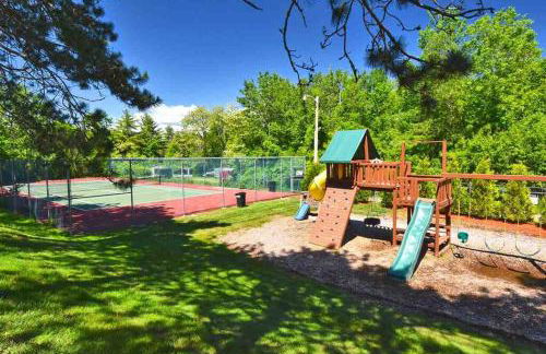 Spacious 3 bedroom Condo Close to Weirs Beach!! - Foto 18