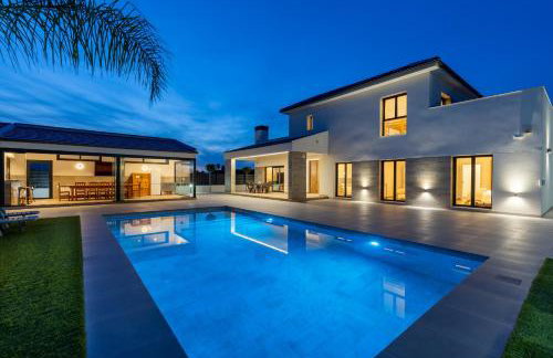 Palm Breeze Villa by Fidalsa - Foto 46