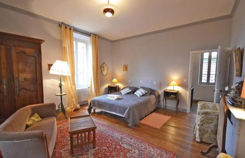 Lovely Home In Puymeras With Kitchen - Foto 24