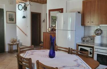 Παραδοσιακό Αρχοντικό με Τζάκι - Photo 22