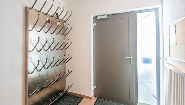 Large Holiday Apartment With Large Balcony in Kappl - Foto 2, Recepción