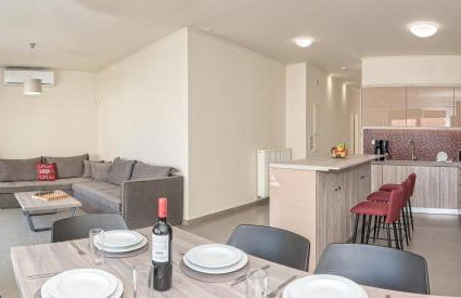 SUNRISE Spacious Apartment With 3 Bedrooms & 3 Bathrooms -Near to Chania - Foto 7