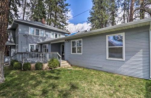 Centrally Located South Hill Apartment with Smart TV - Photo 23