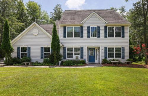 Poconos Retreat Hot Tub, Pool, Theater EV chrg & more - Foto 7