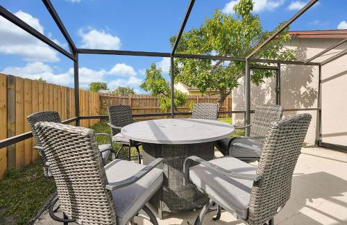 Luxury Villa in Orlando with Pool - 10 min Disney - Foto 35