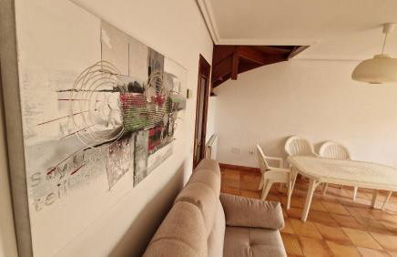 Chalet Adosado con jardín - Foto 10