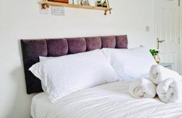 Cosy 3 Bed Apartment Near Birmingham Airport & NEC Perfect for Groups & Contractors! - Foto 13