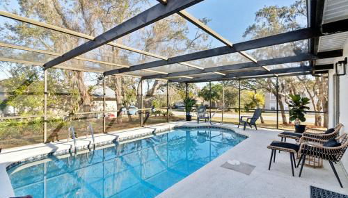 Luxury getaway, relax, and recharge! Tropical Florida Getaway Heated Pool Extra Fee - Foto 2