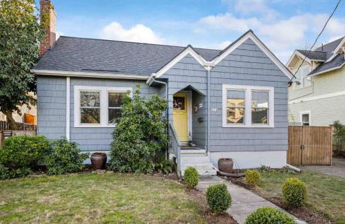 Charming Home in Inner Southeast Portland - Photo 26