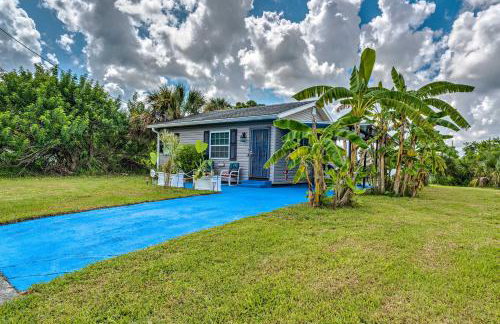 2 Mi to Beach Canal-Front Home in Hudson! - Foto 1