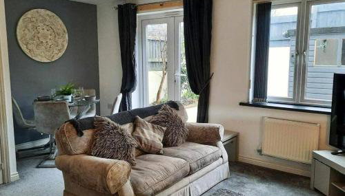 New - Modern Home from Home, 3 bedrooms, 2.5 bath - Foto 2