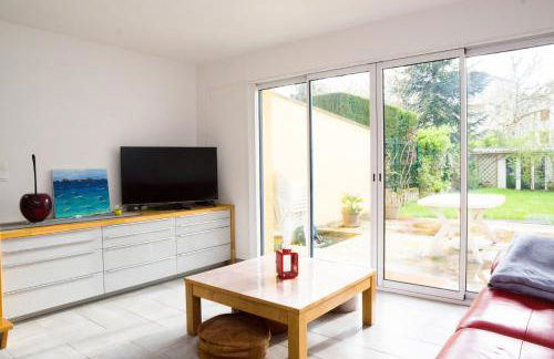 EXIGEHOME - Maison à 2 pas de la foret - 10 min de Versailles - Foto 15