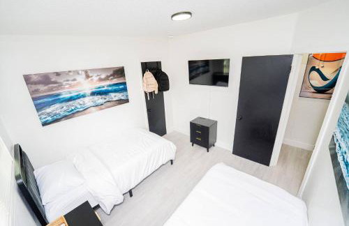 Close to the Action, Peaceful When You Return - Foto 37