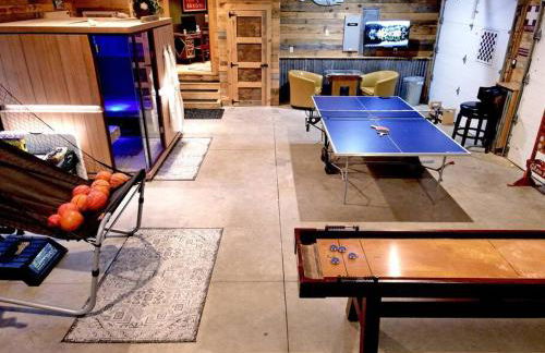 The Glen House -9 Bdrm Estate Sleep 26 Movie Theater,Pool,Golf,Ski - Foto 80