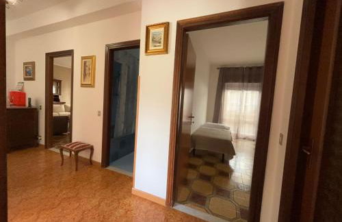 5 Minutes' Walk from the Beach, with Two Bedrooms - Foto 8