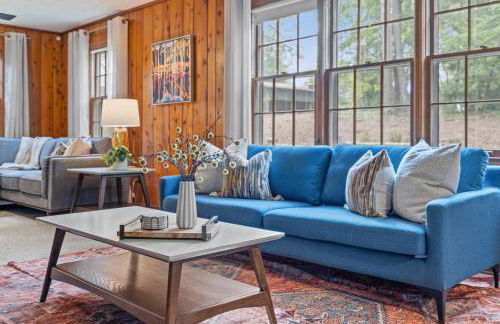 Spacious Family Home - 10 Mins to Cartersville - Photo 7