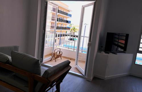 Amplio piso con terraza a 50 m de playa Miramar - Foto 3