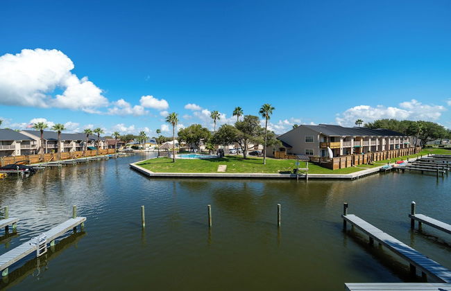 Bay House Condos - Foto 43