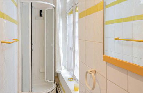 10 Bedroom Cozy Home In Allonne - Foto 44