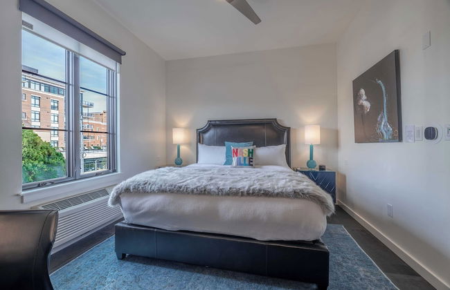 121 Hotel Floor 1 & 2 by Avantstay Sleeps 34, 10 Units in Nashville - Foto 30