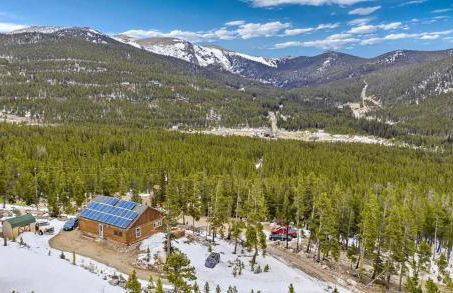 Cozy Mountain Cabin with Stunning Views - Foto 28