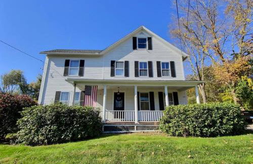 Historic Colonial Pool Walk to Town - Foto 2