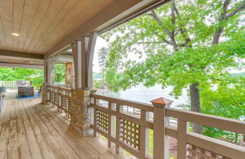 Waterfront Escape on Blue Ridge Lake with Dock! - Foto 31