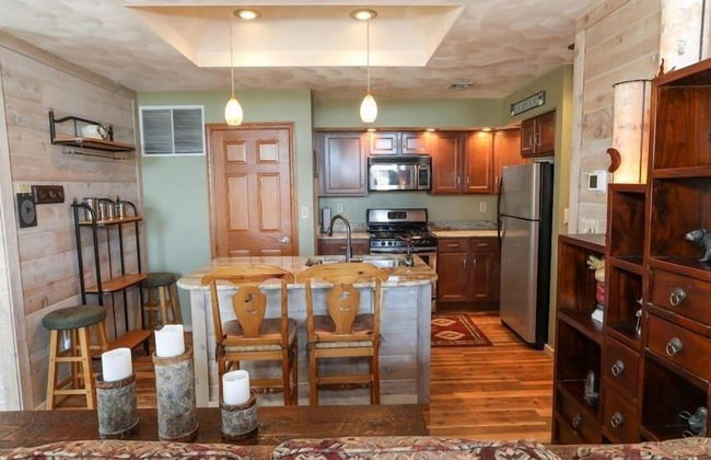 Seven Springs Sunridge 3 Bedrooms Premium Condo, Private Hot Tub! by RedAwning - Foto 6