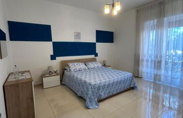 Blue House - Photo 9