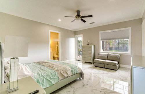 Expansive Riverside Mansion! Luxe, Family Friendly - Foto 27