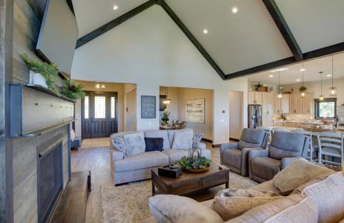 South Dakota Retreat w/ Hot Tub, Fire Pit & Grill! - Foto 6