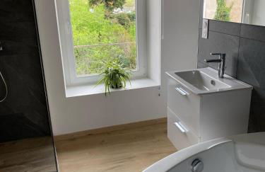 Le Refuge Balnéo - Nature & Bien-Être à Saint Dié - Foto 18