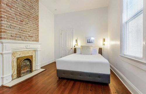 Private 2BR in Uptown by Hosteeva - Foto 7