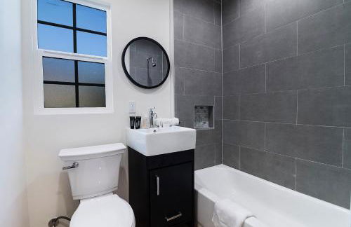 Freshly Renovated Studio for Two in the Heart of LA - Foto 16