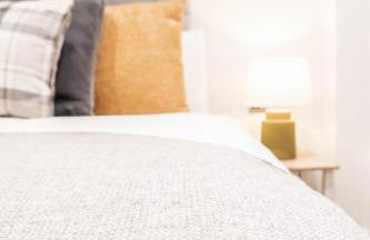 The Dashwood Suite - 2BR Modern Apt with Stylish Design Decor, Free Secure Underground Parking & 50" Smart TV - Foto 5