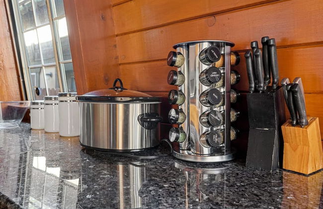 Serenity by Avantstay Serenity Big Bear Cabin! With Fire Pit, Bbq! - Photo 13