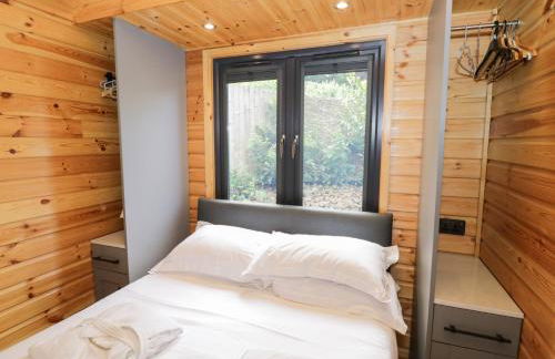 The Shepherds Hut at Bridge Lake Farm & Fishery - Foto 10