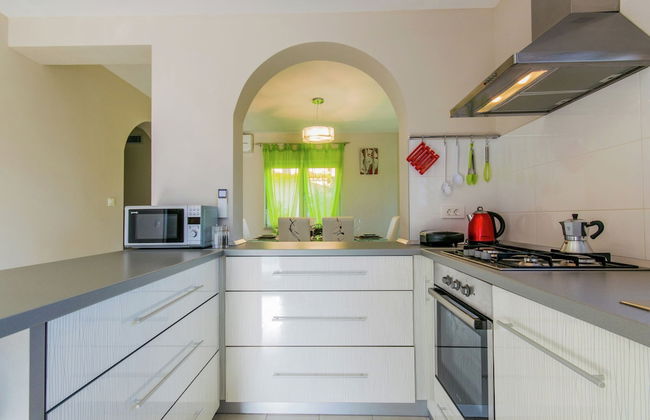 Comfortable Villa in Pula With Private Swimming Pool, Near the Beach - Foto 12