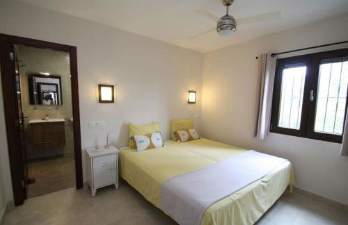 Bonita casa independiente cerca de la playa - Foto 9