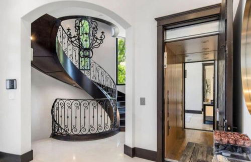 Summitridge Bev Hills Villa with Pool, Spa, Roof Deck - Foto 15