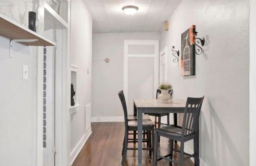 Charming Midtown Apt - Hannon Hideaway Unit C - Photo 21