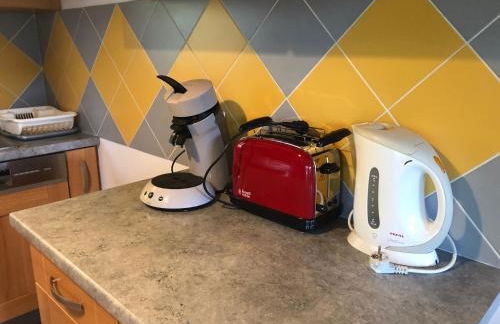 Chalet spacieux avec balcon, WiFi gratuit, proche lac et station de ski - FR-1-589-140 - Photo 27