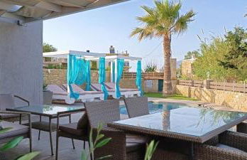 Elena Villa - Foto 1