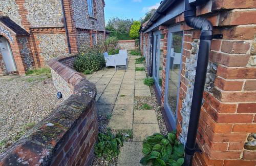 Characterful Cottage Daisy Lodge - Photo 5